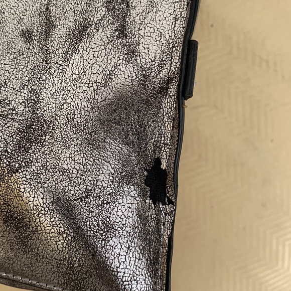 EUC Neiman Marcus faux leather distressed metallic silver finish tote bag - Picture 7 of 11